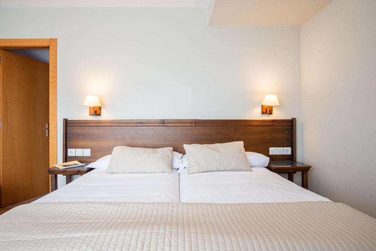 Apartamentos Aldea Del Puente Onís Extérieur photo